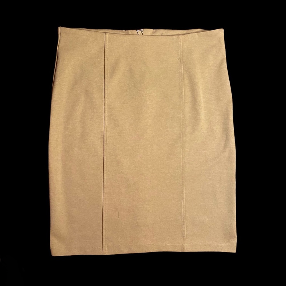 BCBG Maxazria - Tan Thick Dressy Pencil Skirt - Sz M - Discounted Shipping!